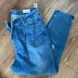 Old Navy Extra High Rise Rockstar Super Skinny Ankle Jeans 18 NWT